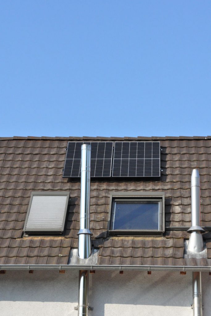 Montage Steildach Bild 1