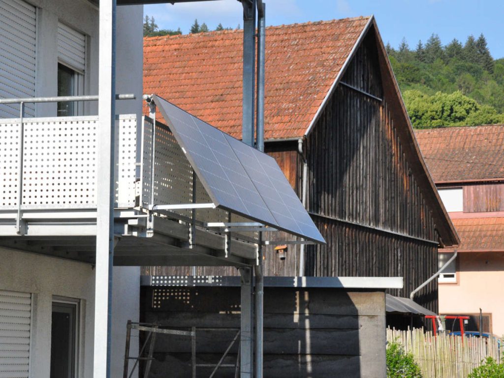 Balkonmontage Heimbach Bild 1